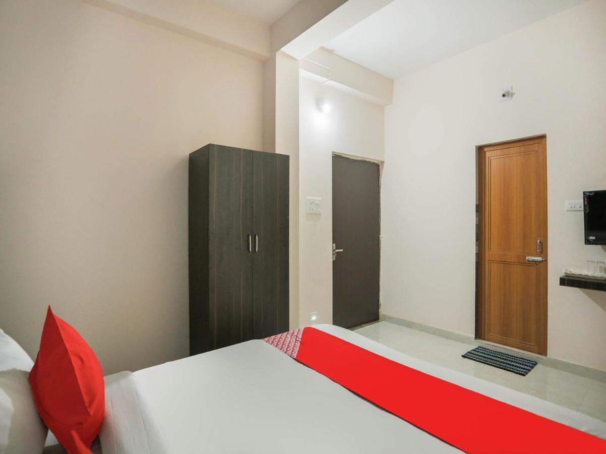 Flagship 76560 Hotel Vanss Bhubaneswar Exterior foto