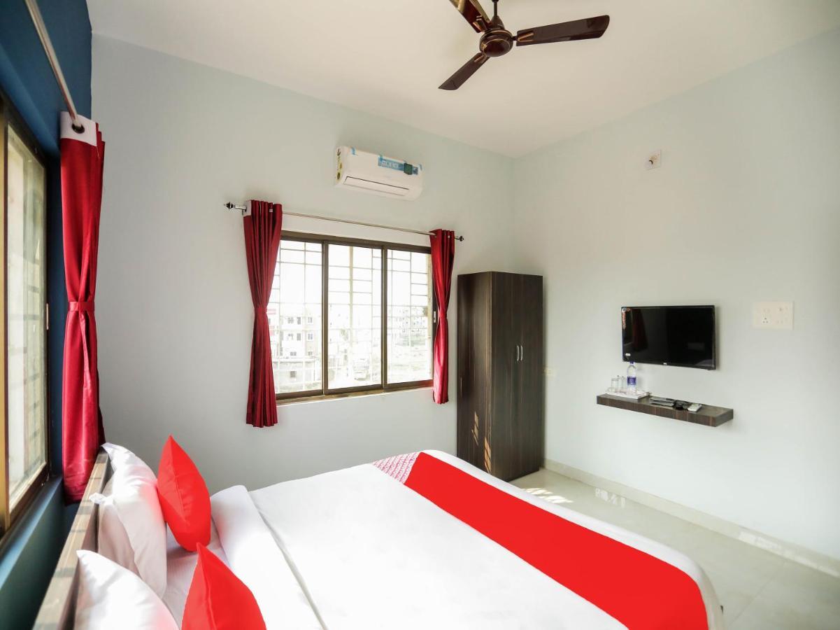Flagship 76560 Hotel Vanss Bhubaneswar Exterior foto